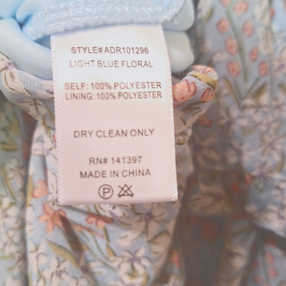 ASTR The Label Revolve Ruffle Maxi Dressblue Light Blue Floral smocked bodice - Picture 12 of 12